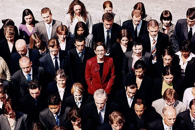 PID-6897_648_stand_out_crowd