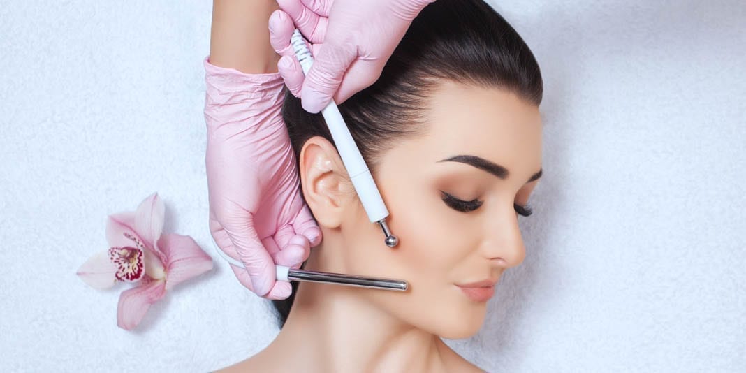How Do Microcurrent Devices Benefit Skin – YouBeauty